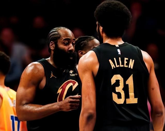 埃利斯三分低迷致骑士惨败热火 球队未来或迎大