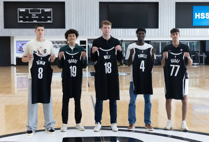 卡姆·托马斯被雄鹿裁掉 纯得分手生存困境凸显