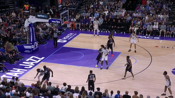 卡姆·托马斯被雄鹿裁掉 纯得分手生存困境凸显