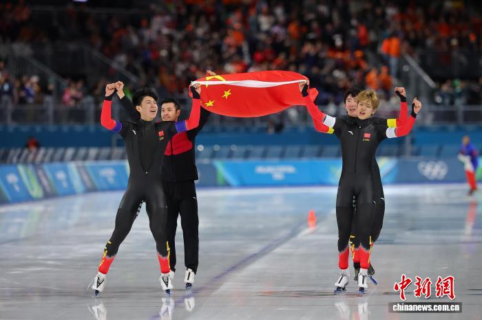 米兰冬奥会中国队速滑团